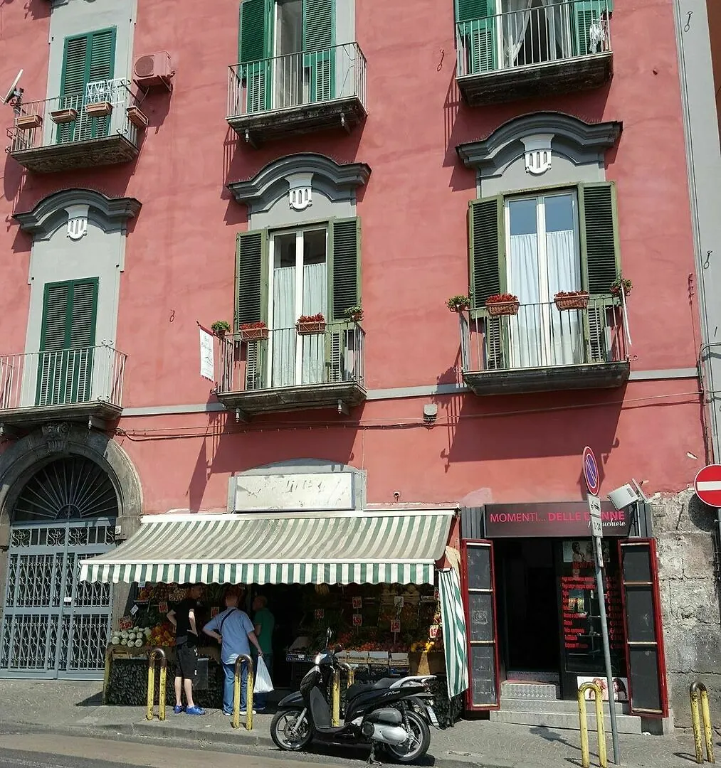 Bed & Breakfast Bed and Breakfast A Casa di Mamma Napoli